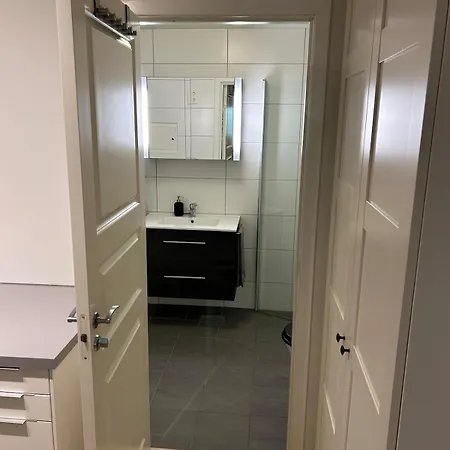 - Studioleilighet Til To, Naer Sjo Og Kysthospitalet Apartment
